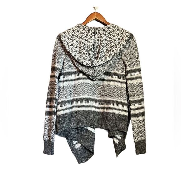 Abercrombie & Fitch hooded cardigan. Size small - Picture 8 of 10